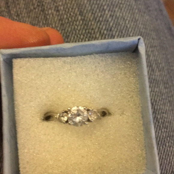 Ring - Picture 1 of 4
